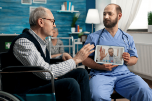 Tablette destinée aux patients en structure medico-sociale